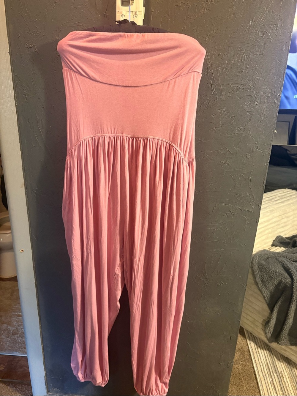 HALARA Strapless Pink romper nwt large
